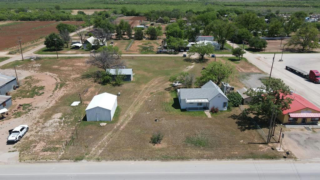 1707 HUTCHINGS AVE, BALLINGER, TX 76821, photo 1 of 25