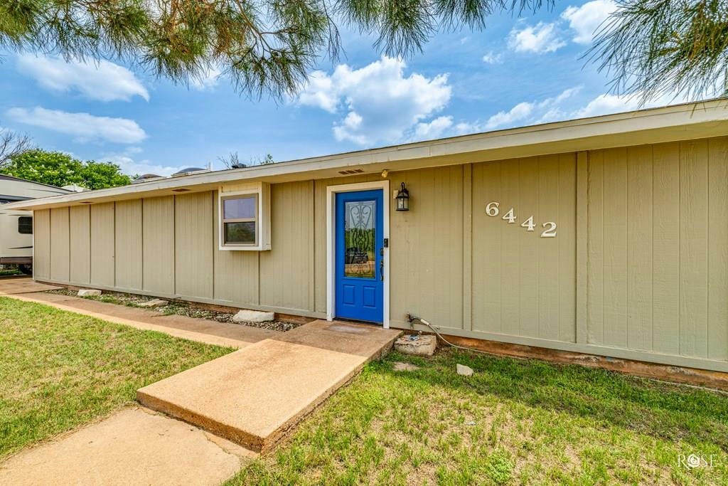 6442 LINCOLN PARK RD W, SAN ANGELO, TX 76904, photo 1 of 13